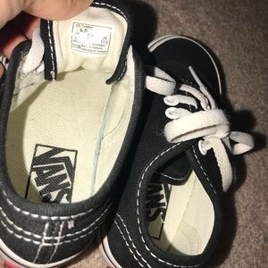 New toddler vans Size 6